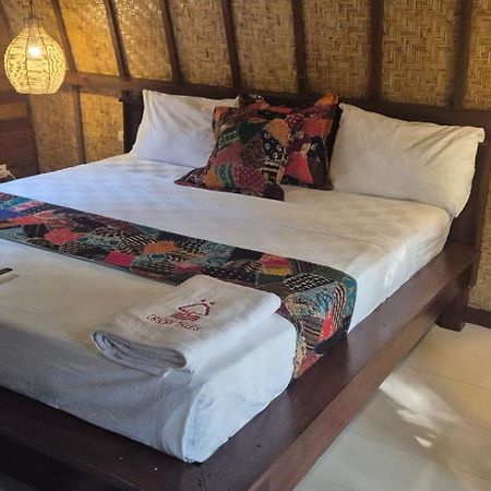 Tricky Trees Sunset Bungalows กิลิไอร์ ภายนอก รูปภาพ